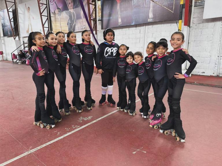 $!Jóvenes patinadoras que forman parte del Club de Patinaje Pesantez Bisanti