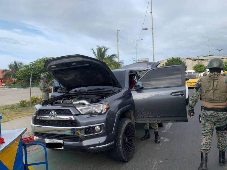 $!Fotografía de la camioneta en que se movilizaba alias Toñito.