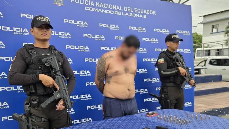 Capturan a alias ‘Villegas’, presunto cabecilla de la banda criminal P27, vinculada a Los Lagartos en Guayaquil