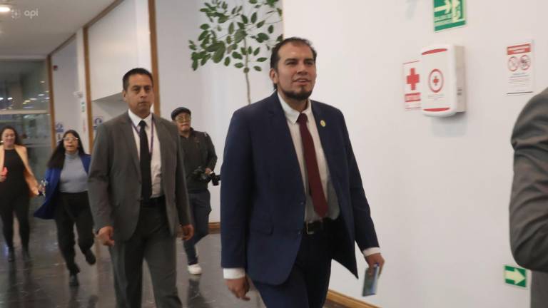 Inesperada revelación contra ministro Harold Burbano y su equipo: 'Tac tac, les tomé fotos sin que se dieran cuenta'