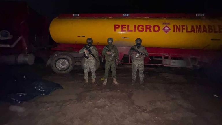Operación militar en Daule: decomisan combustible sustraído del poliducto