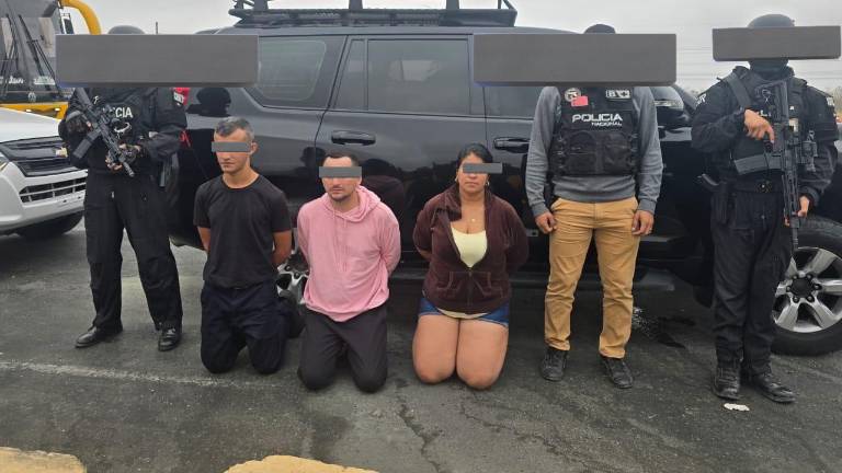 Detienen a cuatro sujetos por extorsionar a propietarios de negocios en Santa Elena