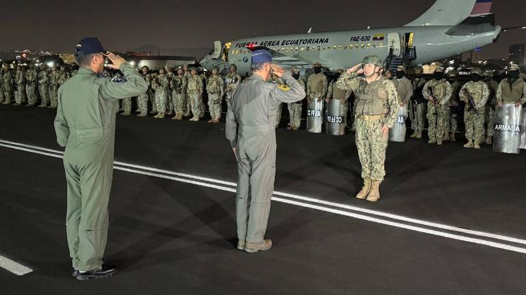 'Operación Guayaquil, tregua cero': Gobierno envía 7.000 policías ante violencia y amenaza de coches bomba