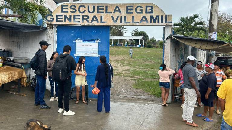 Detonaciones cercanas a un recinto electoral forman parte de los incidentes de la jornada de la Consulta Popular