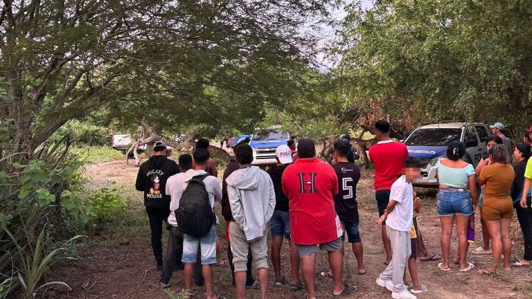 Hallan seis cuerpos calcinados en Santa Elena, que podrían pertenecer a jóvenes desaparecidos en Pedro Carbo
