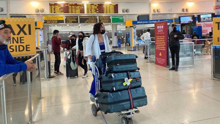 EE.UU. aconseja a sus ciudadanos evitar los viajes a Ecuador, México, Brasil, Chile y otros países