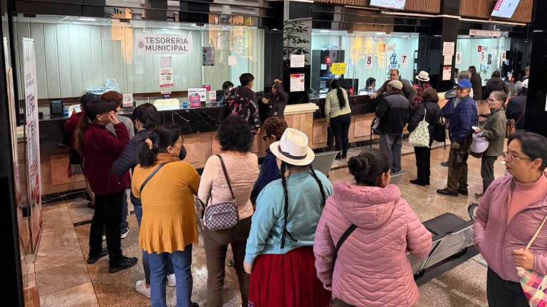 Para el cobro del impuesto predial, el Municipio de Cuenca habilitó ventanillas.