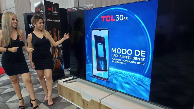 La pantalla de 98 pulgadas fue una de las innovaciones en el lanzamiento de nueva tecnología de TCL en el Ecuador.