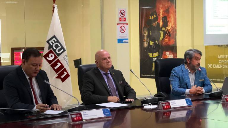 El 100 % de funcionarios públicos volverá al trabajo presencial