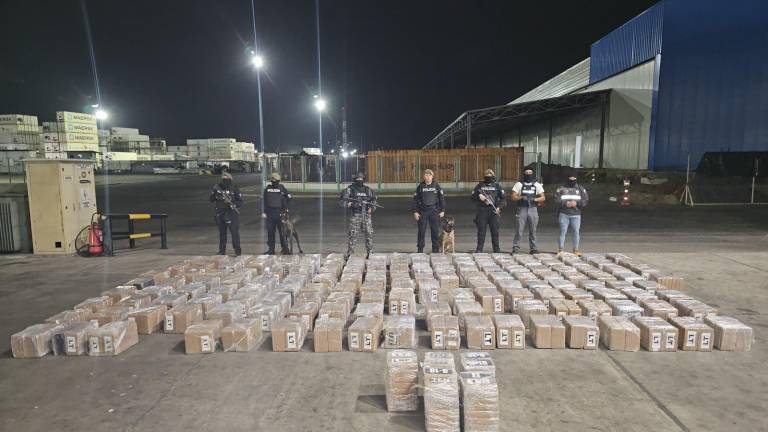 Incautan cargamento de droga valorado en USD 136 millones en Puerto Bolívar