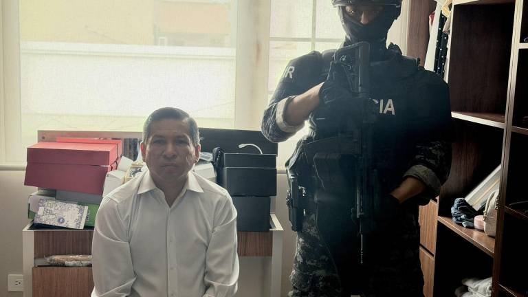 El alcalde de Machala, Darío Macas, aprehendido por la Policía Nacional.