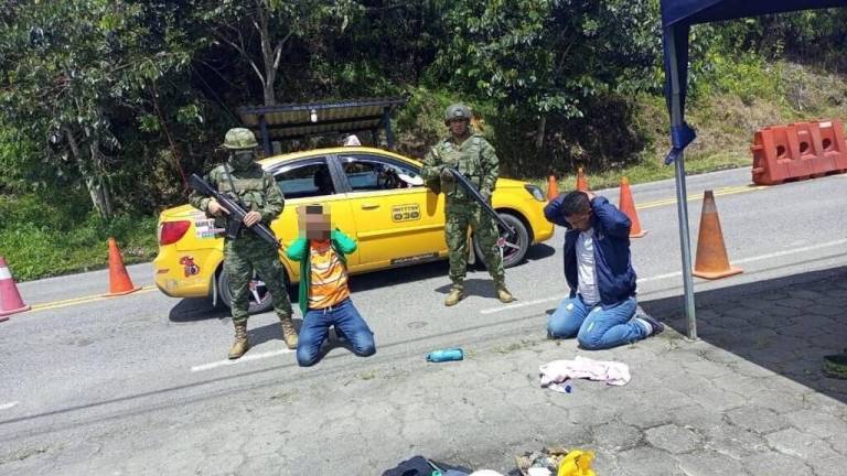 Capturan a extranjeros con granadas en Imbabura; se presume que iban a usarlas en las protestas