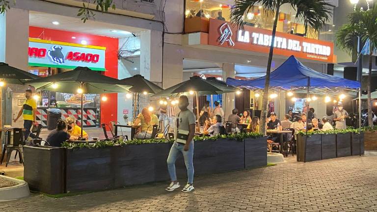 Cementerios, Malecón 2000 y del Salado estarán cerrados durante el feriado