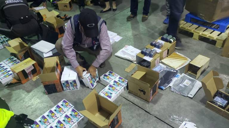 Aumentan las aprehensiones de mercancía ilegal en Ecuador