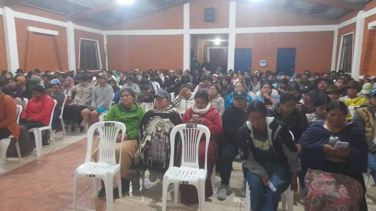 Indígenas de Cotacachi convocan ‘movilización indefinida’ por eliminación del subsidio al diésel