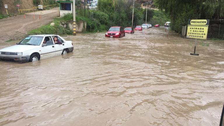Operativo ante crecida de los ríos de Azuay y Cañar
