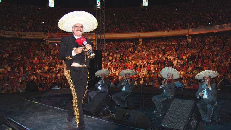 Vicente Fernández se despide de los escenarios