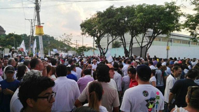 Nebot, Lasso y Bucaram anuncian marcha para exigir &quot;segunda vuelta&quot;