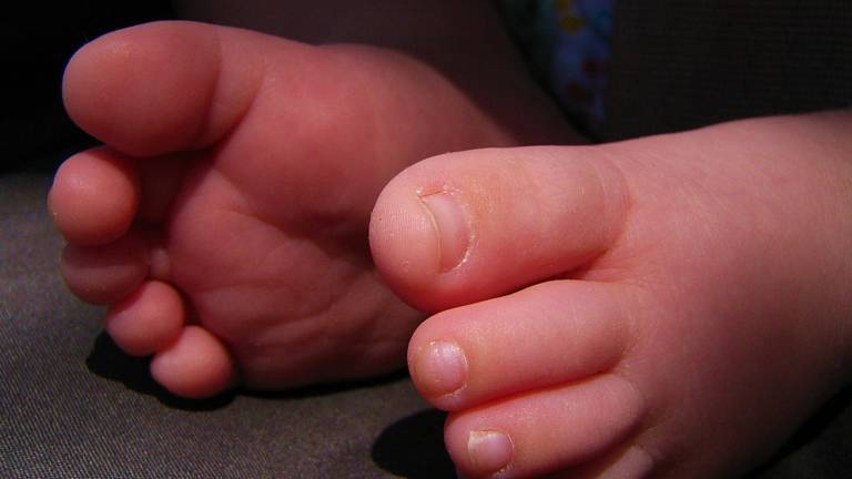 Dinapen evita venta de una bebé recién nacida en Guayaquil