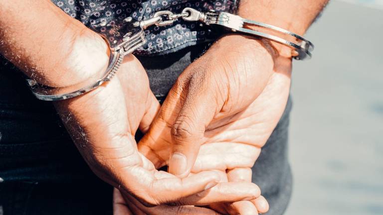 Padre, hijo y sobrino son procesados por el asesinato de un policía durante una riña en Quito