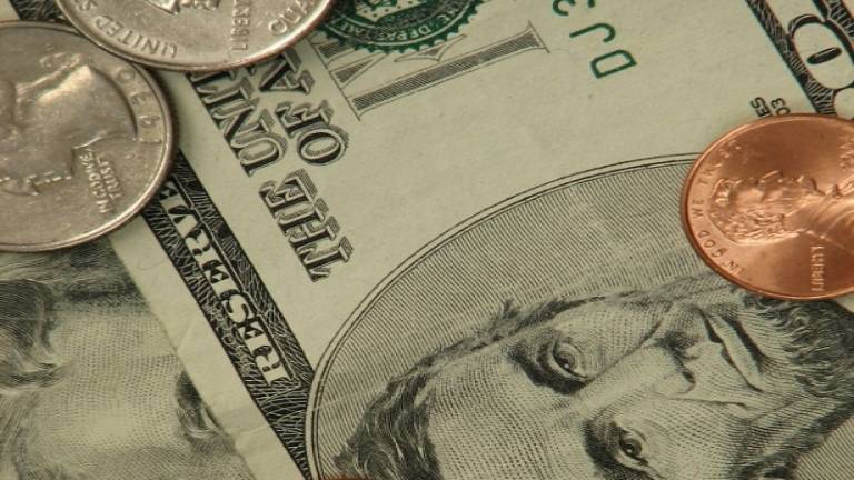 Salario Básico Unificado se fija en 375 dólares para 2017