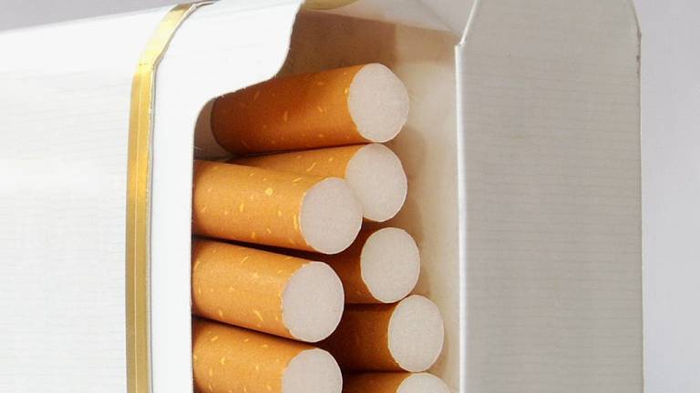 Conferencia de OMS aprueba directrices para subir impuestos sobre tabaco