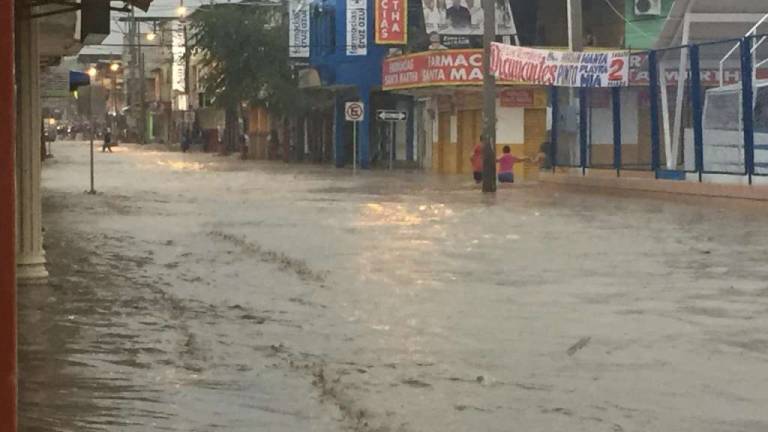 Activan Comité de Emergencias tras inundaciones en Manabí