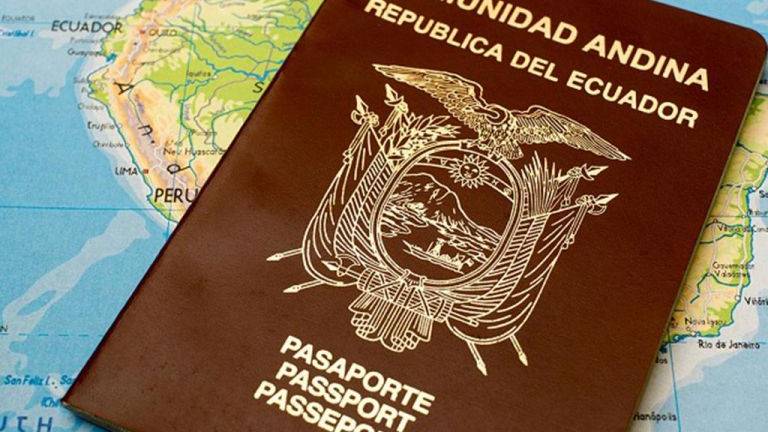 Ministra de Turismo pide a España reciprocidad en el acceso con visas de turista para los ecuatorianos