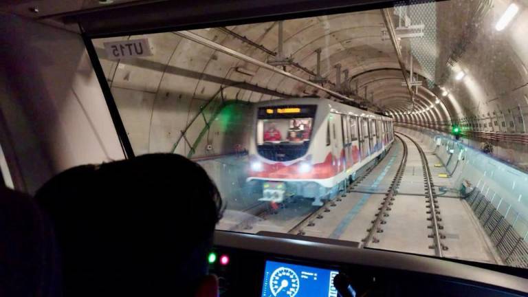 Vista de las operaciones del Metro de Quito en su primer mes de funcionamiento.