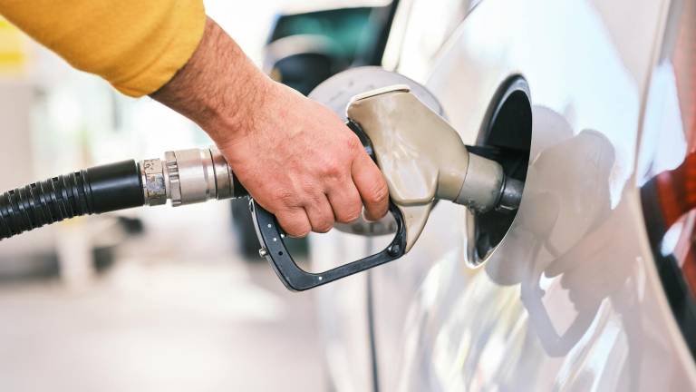 Baja el precio de las gasolinas Extra y Ecopaís a partir del 12 de noviembre