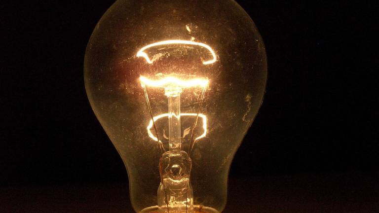 No habrá apagones hasta el 15 de enero en Ecuador por condiciones climáticas favorables