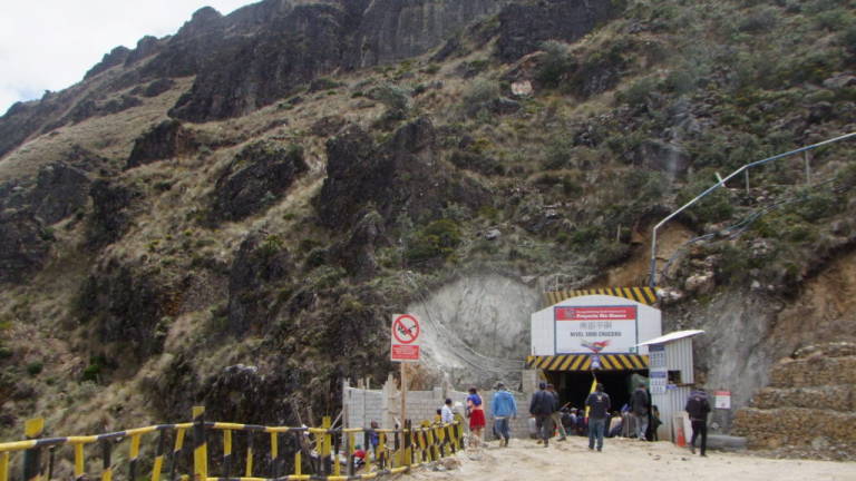 Corte Constitucional da paso a consulta minera en Cuenca