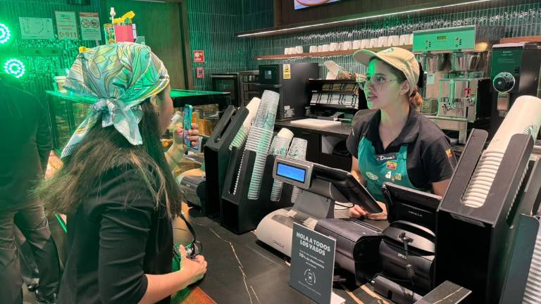 Starbucks abre su primera cafetería en Guayaquil y proyecta tres locales en la ciudad para 2026