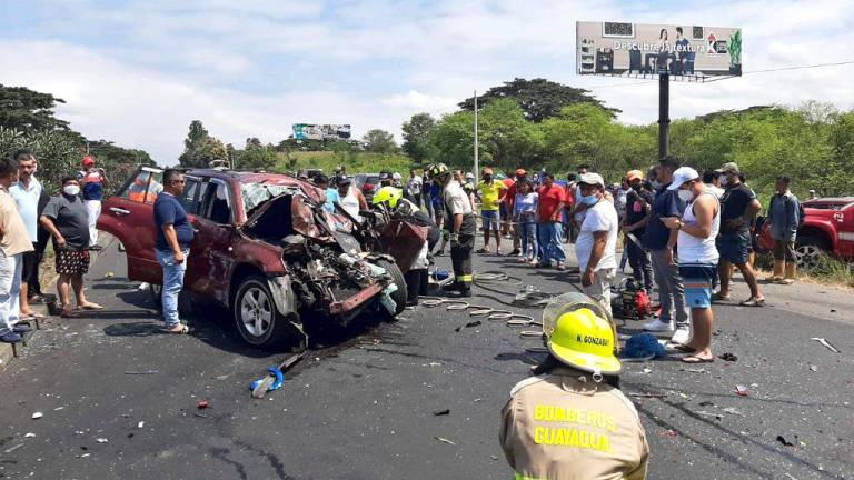 Cinco heridos en accidente en Vía a la Costa