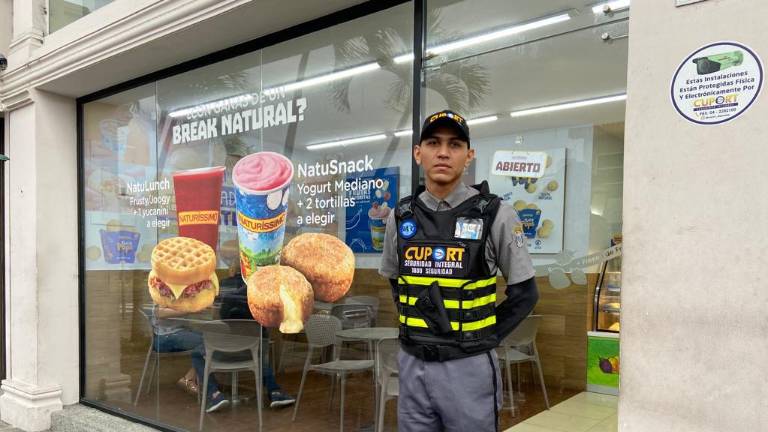 Los anhelos de Jesús Enrique, el guardia que dio una lección de honradez a Ecuador