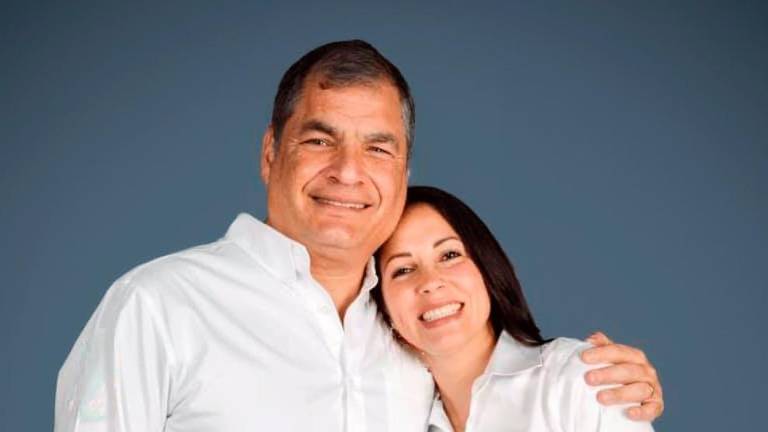 Rafael Correa reacciona tras denuncia contra Luisa González en el TCE por el manejo de las cuentas de campaña