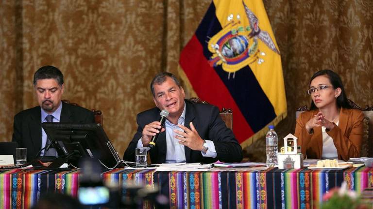 Correa no ve &quot;unidad total&quot; en acuerdo electoral de oposición