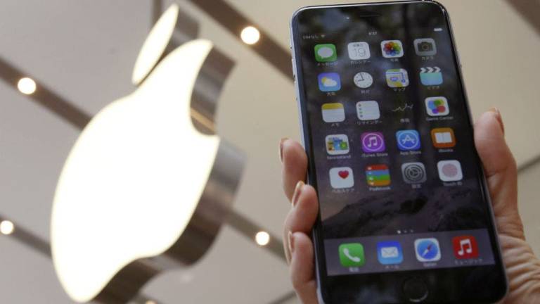 Apple afronta demanda colectiva por función del iPhone