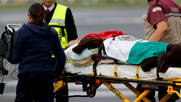 Sobrevivientes de ataque en Egipto retornan a México