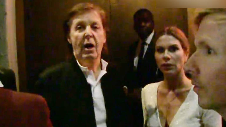 Niegan la entrada a McCartney en fiesta posterior a los Grammy
