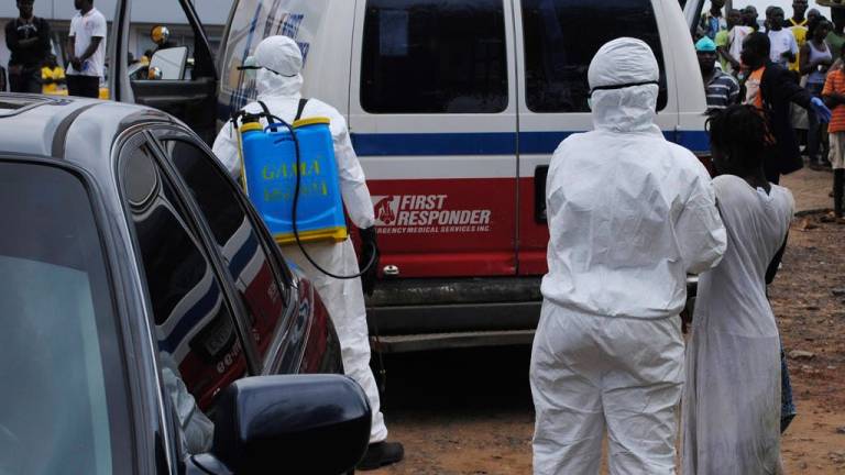 Número de infectados por el ébola se acerca a los 7.500