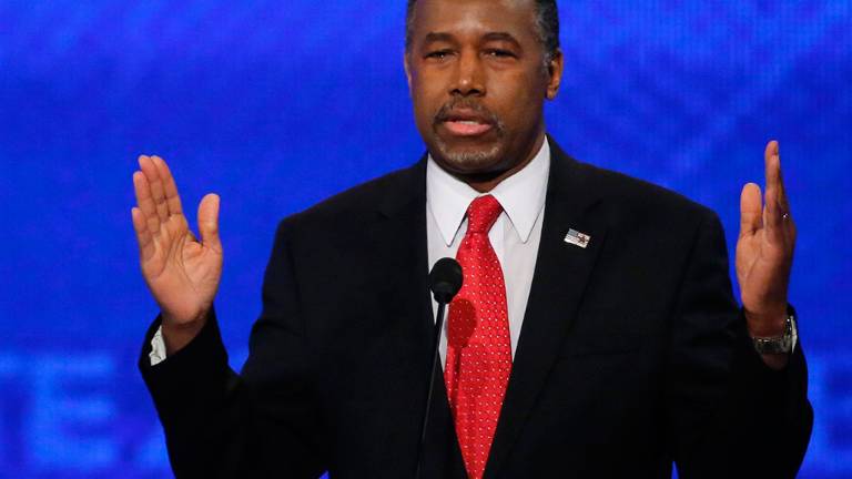 Un republicano lanza la toalla en su carrera a la Casa Blanca