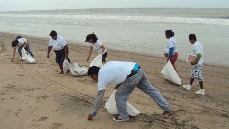 MAE presenta inciativa para mantener limpias las playas