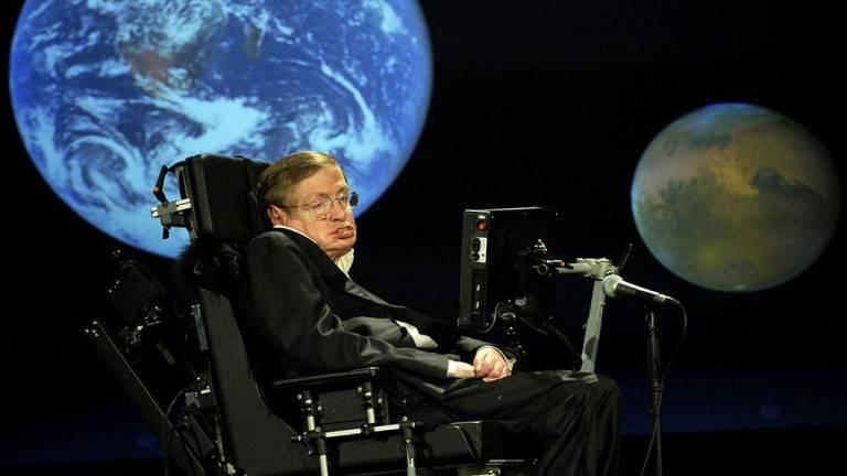 Hawking: avances en ciencia y tecnología amenazan a la humanidad