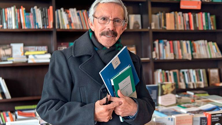 El poeta y El correo de las golondrinas