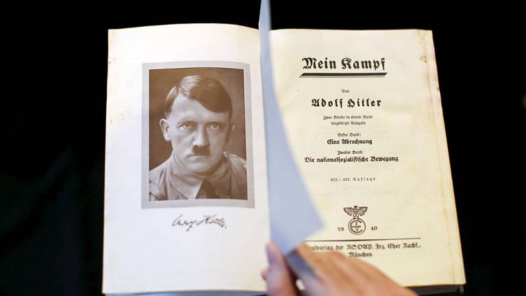 En Alemania reeditan el libro "Mi lucha" de Hitler