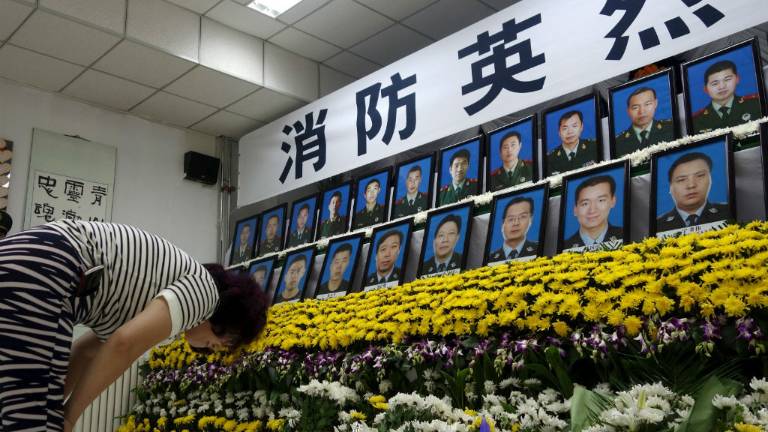 Aumenta cifra de muertos por explosión en China