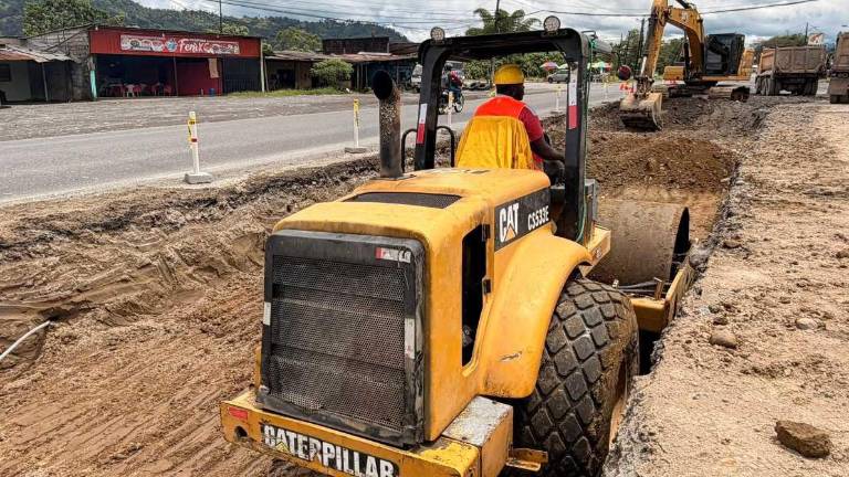 Los días 23, 24 y 25 de febrero se realizarán trabajos en la vía Áloag - Santo Domingo