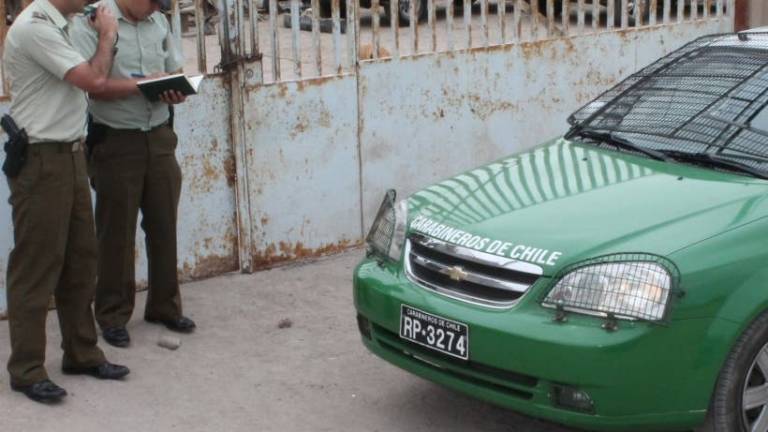 Niño abandonado de dos años fue amamantado por una perra