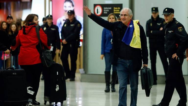 El opositor venezolano Antonio Ledezma llegó a España